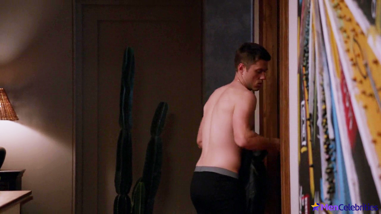 Aaron Tveit Nude And Erotic Gay Actions Collection