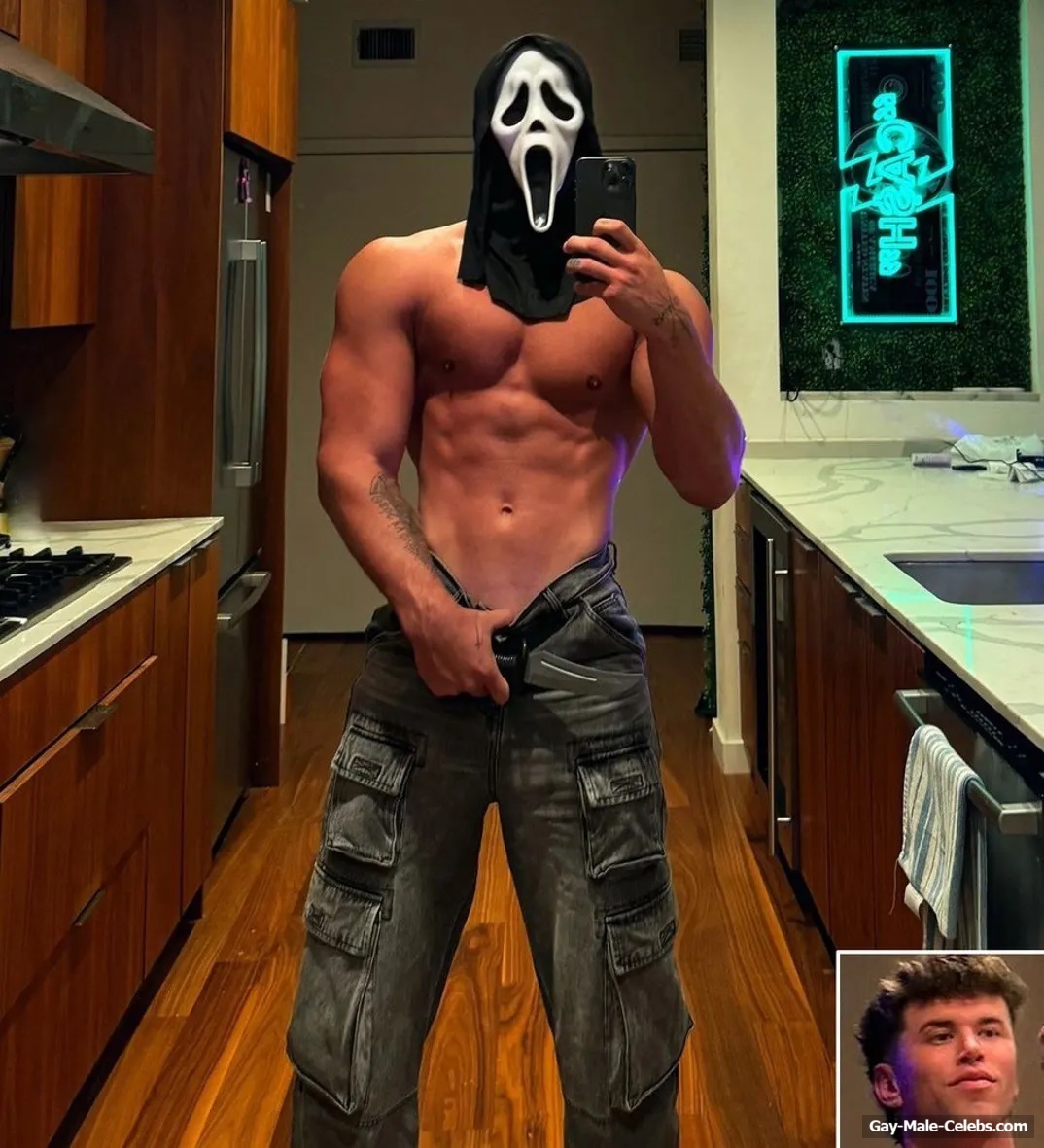 Best Male Celebrities Naked And Sexy At The Halloween