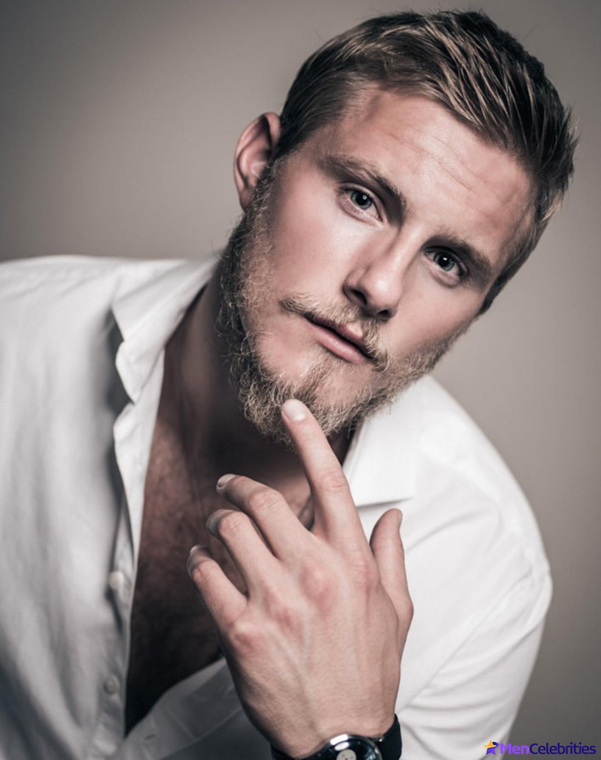 Alexander Ludwig sexy