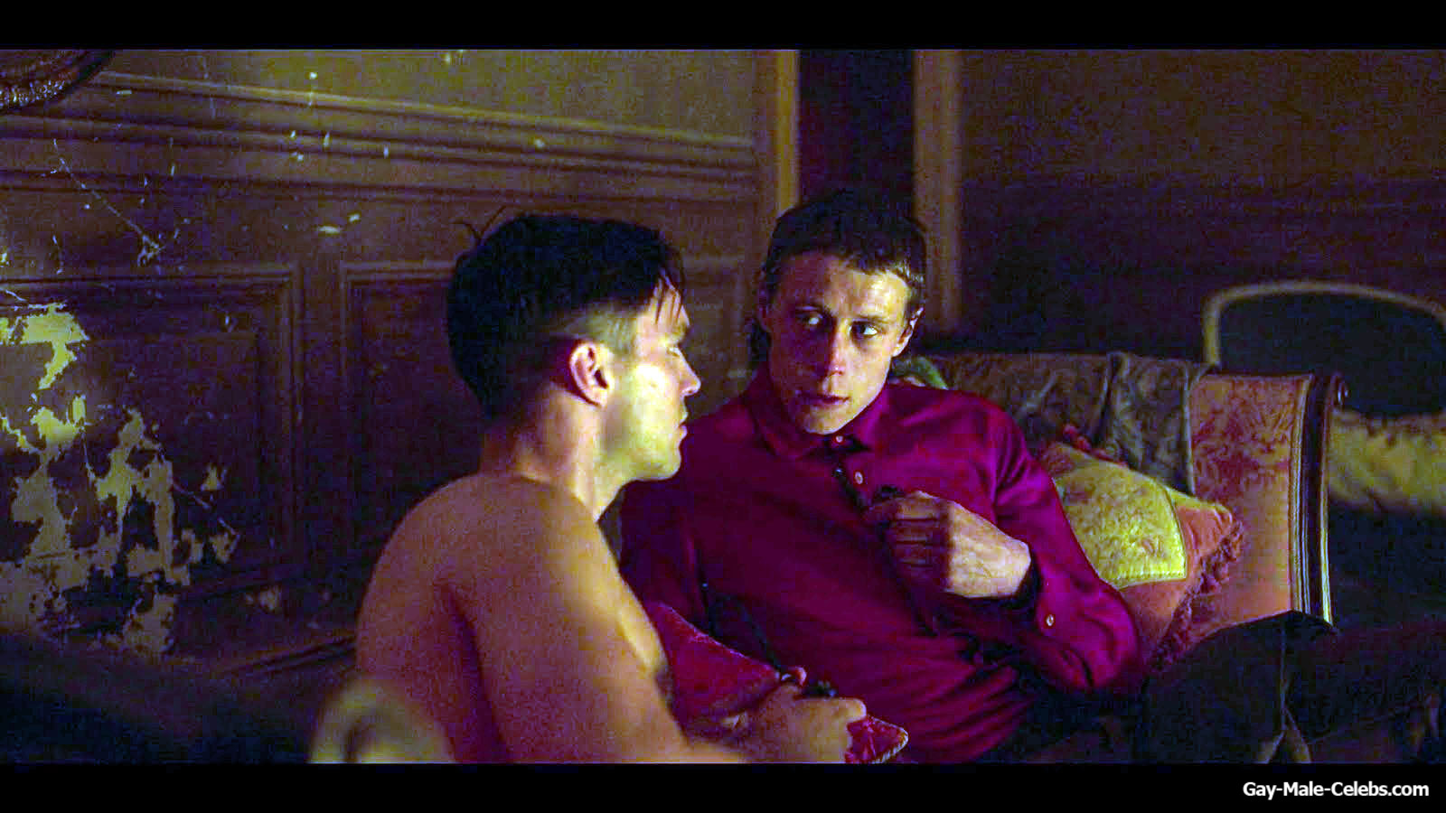 Nicholas Hoult gay porn