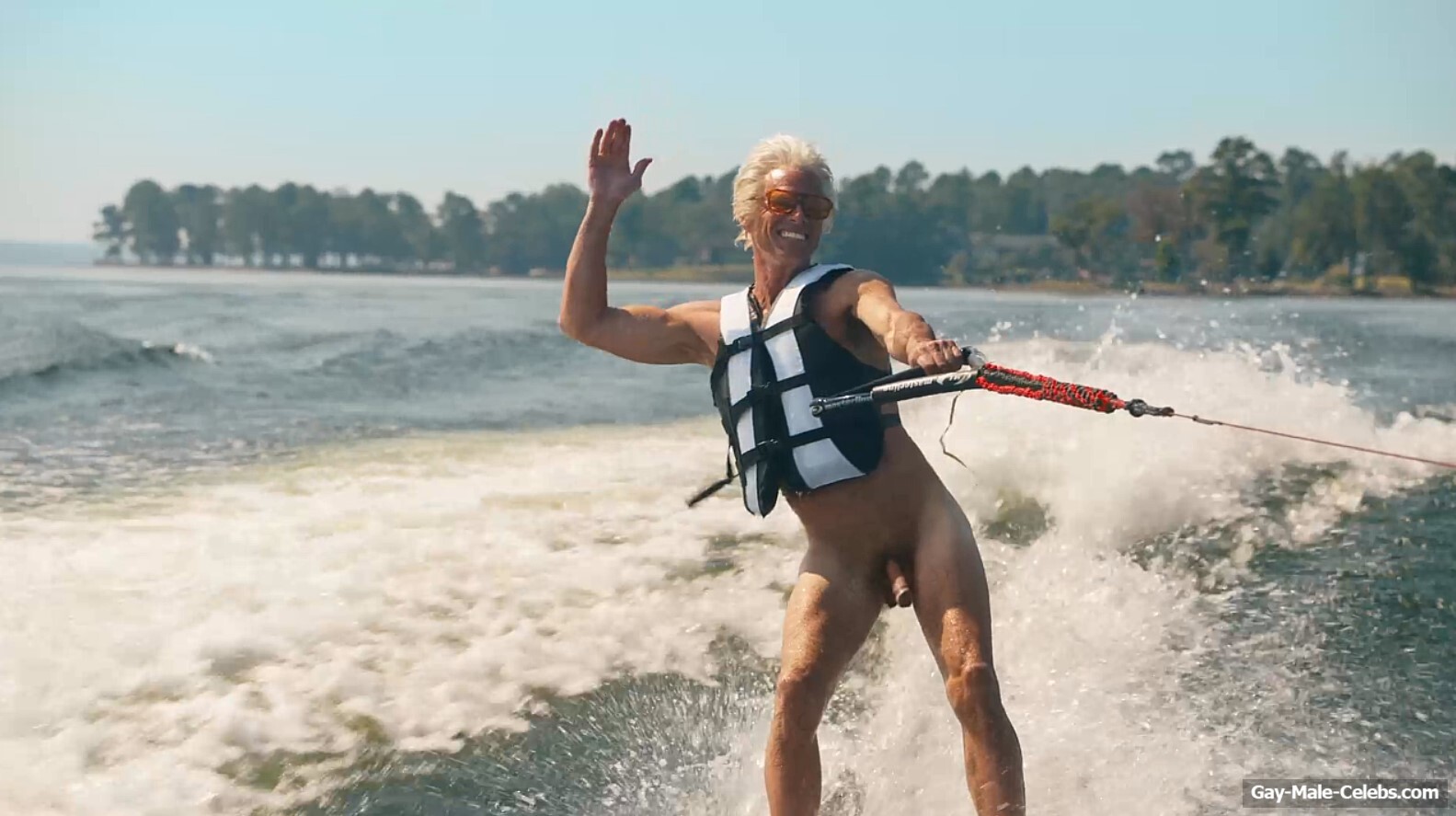 Walton Goggins celebrity penis