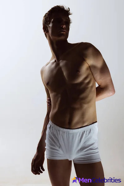 Xavier Samuel cock bulge