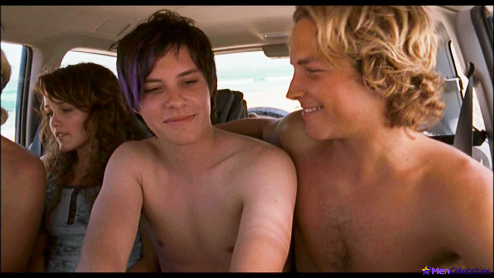 Xavier Samuel gay scene