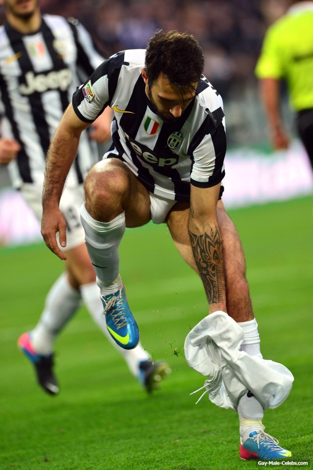 Mirko Vučinić bulge