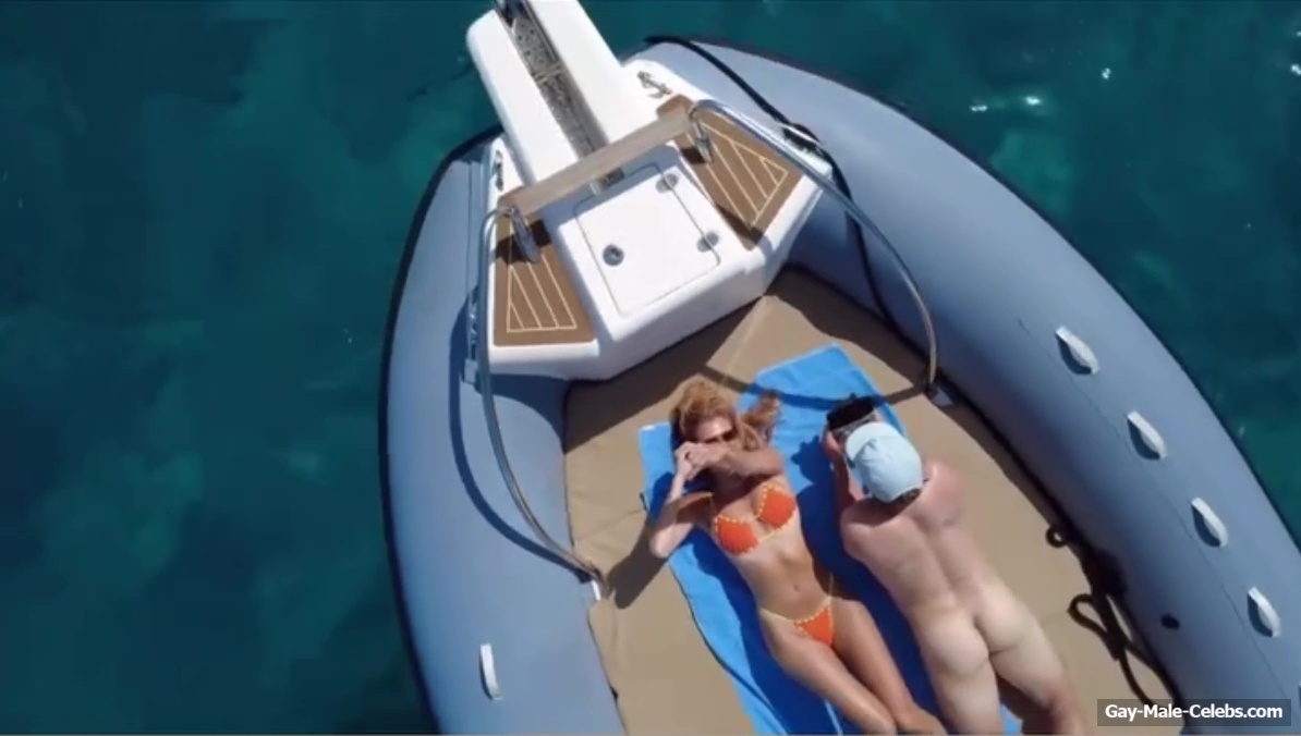 Billy Magnussen nude