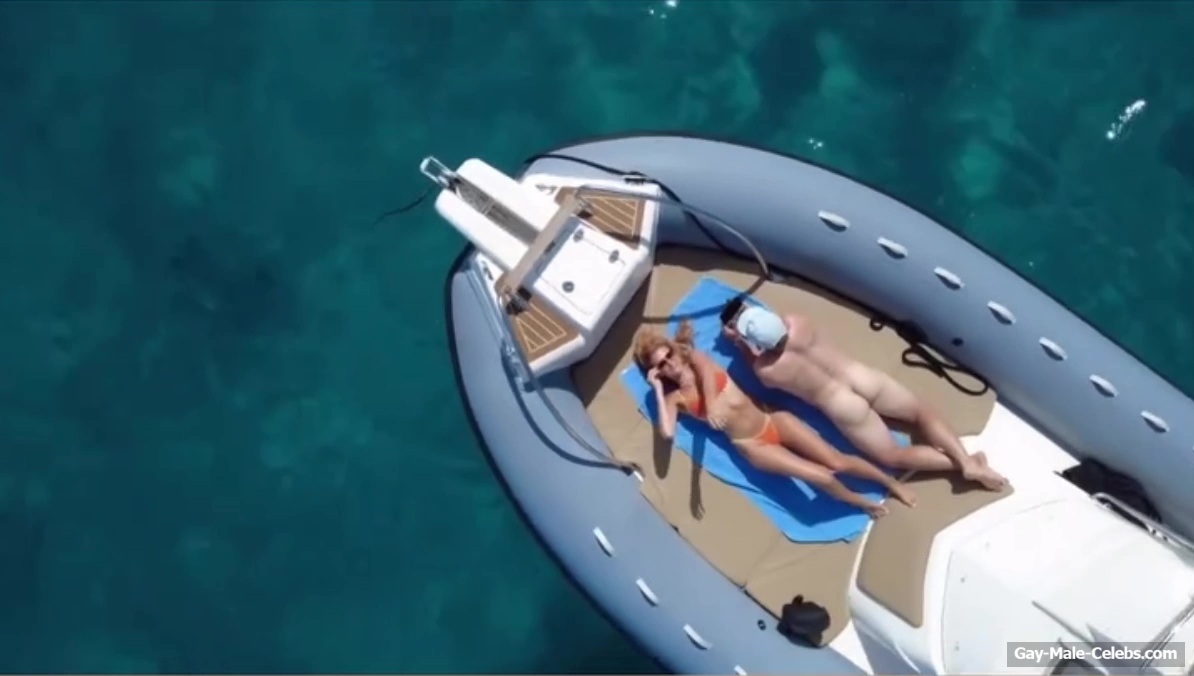 Billy Magnussen exposed