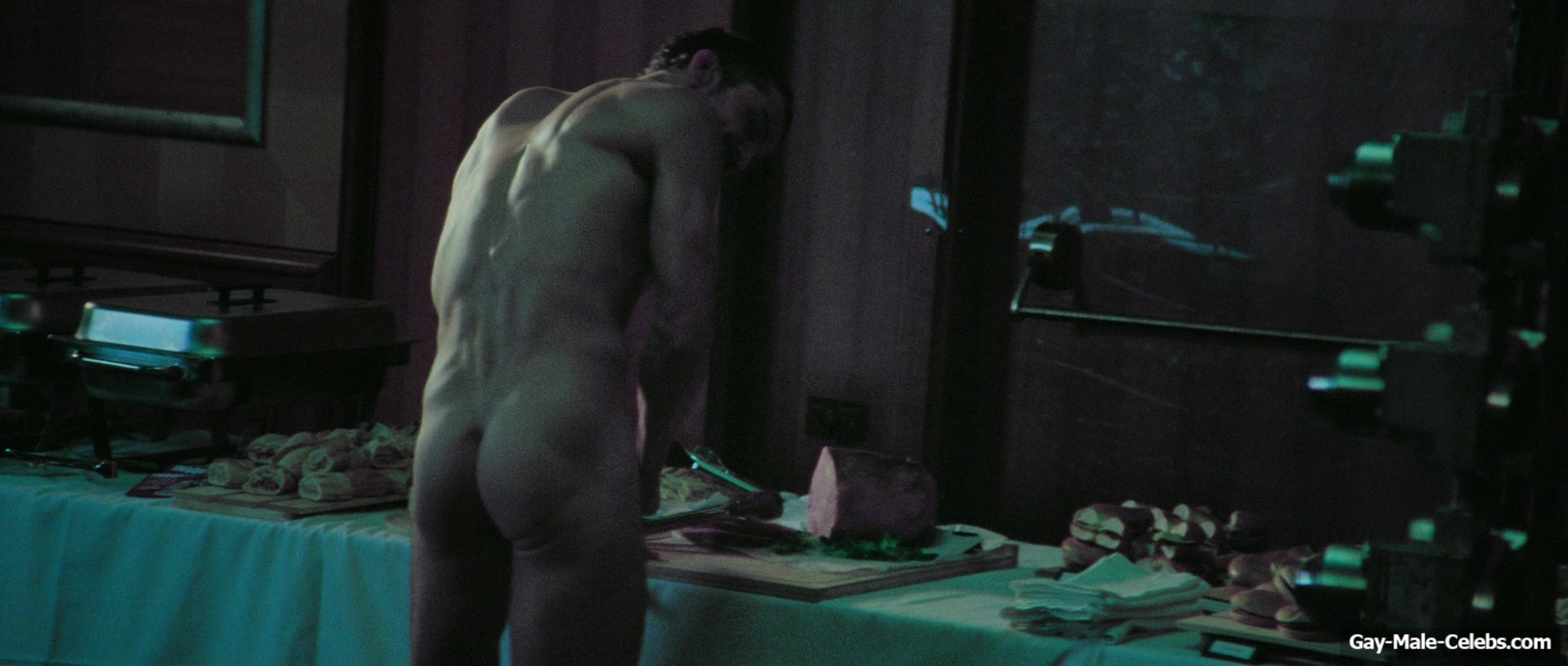 Orlando Bloom nude in The Cut