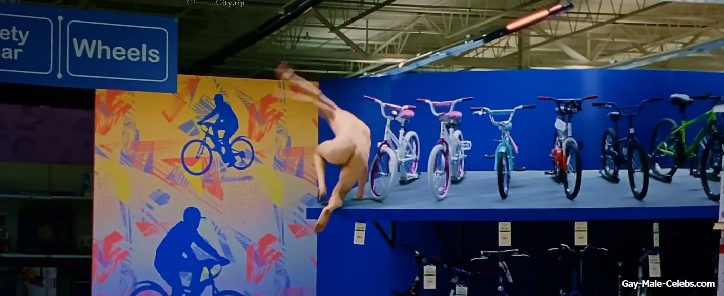 Channing Tatum nude in Roofman