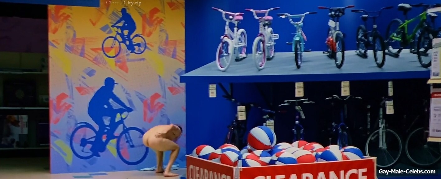 Channing Tatum nude in Roofman