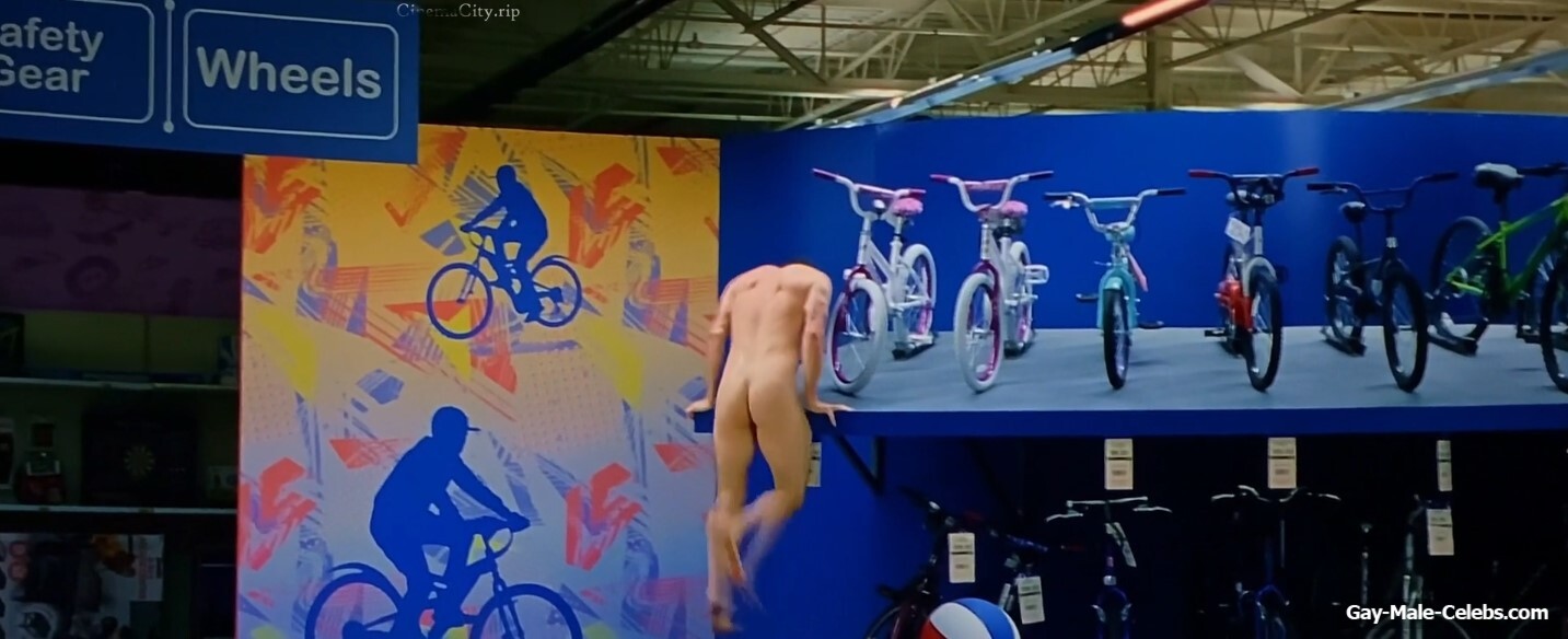 Channing Tatum nude in Roofman
