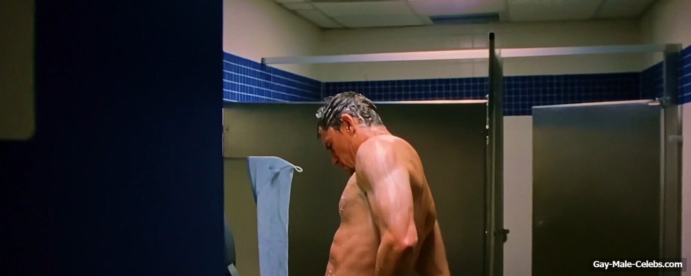 Channing Tatum nude in Roofman