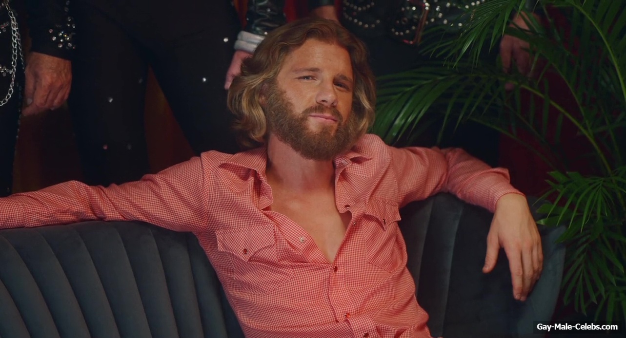 Daniel Webber nude in Seriously Red