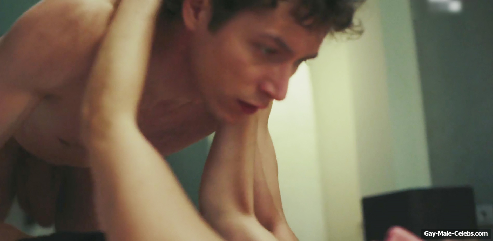 Noah Saavedra nude cock