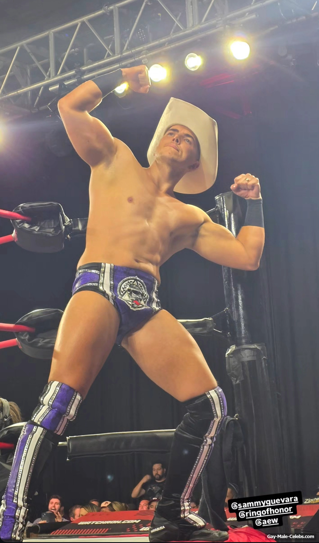 Sammy Guevara nude and sexy