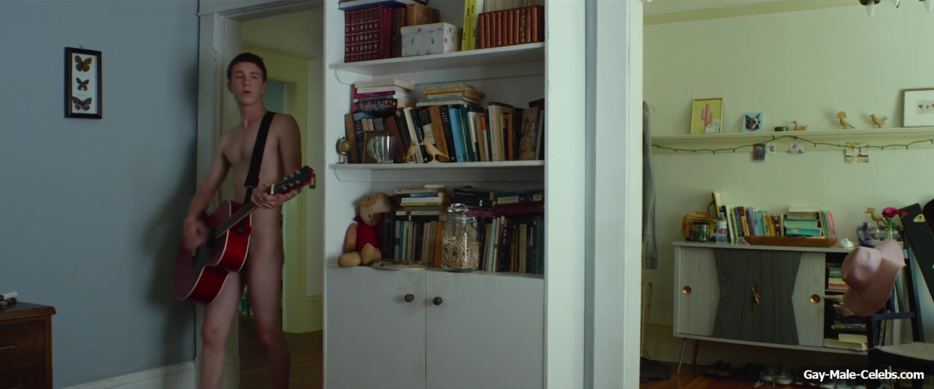 Thomas Mann nude in Brain on Fire