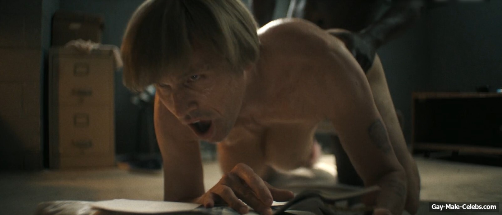 Tobias Jelinek gay porn