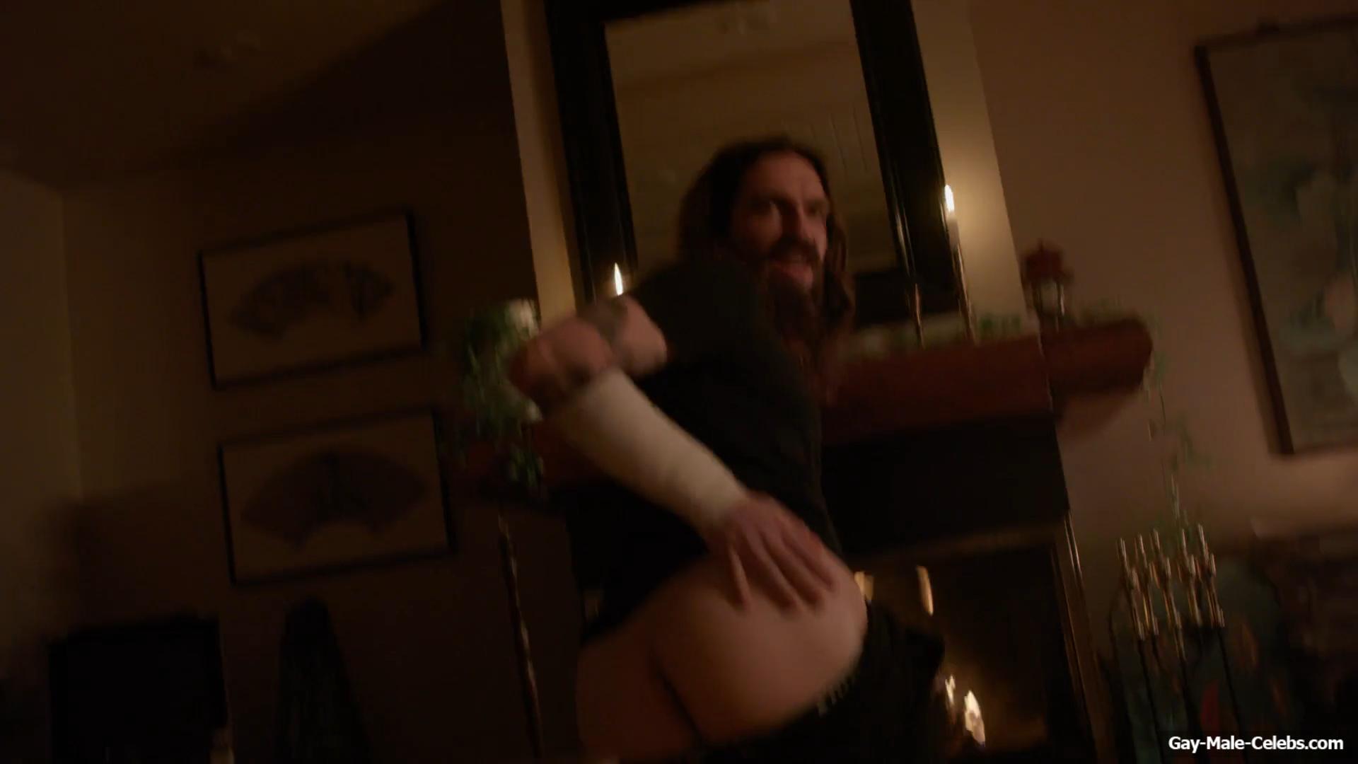 Alex Lee Williams frontal nude