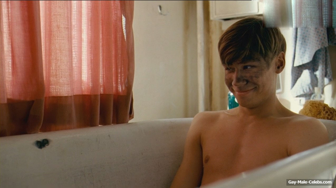 David Kross nude in The Reader