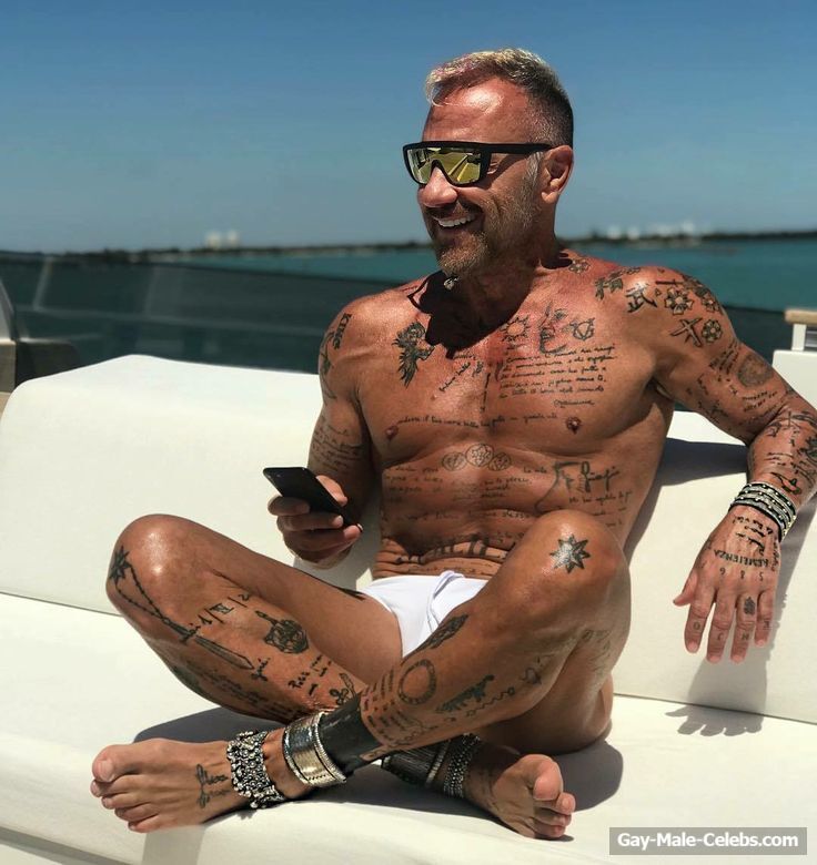 Gianluca Vacchi nude pics