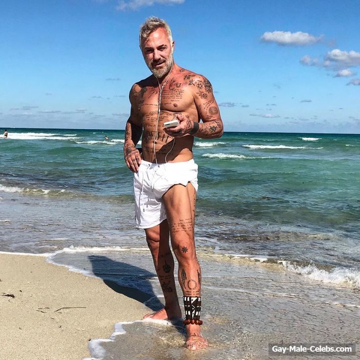 Gianluca Vacchi nude pics