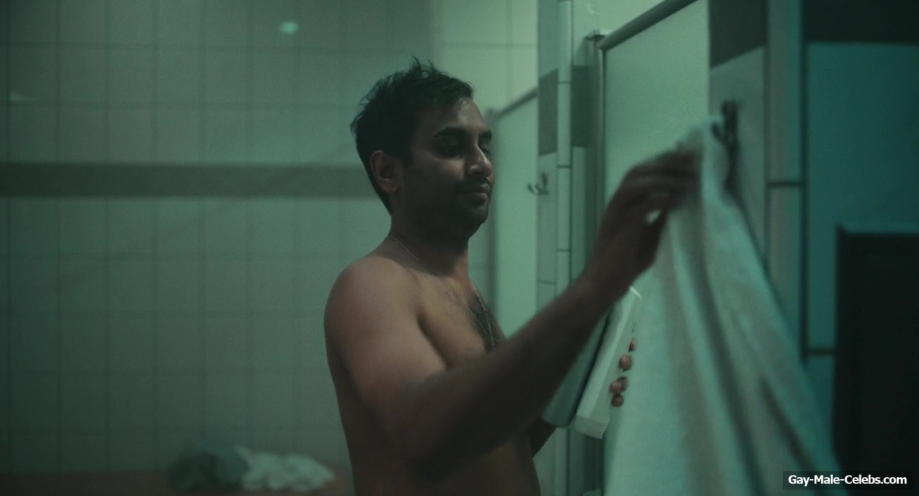 Aziz Ansari frontal nude