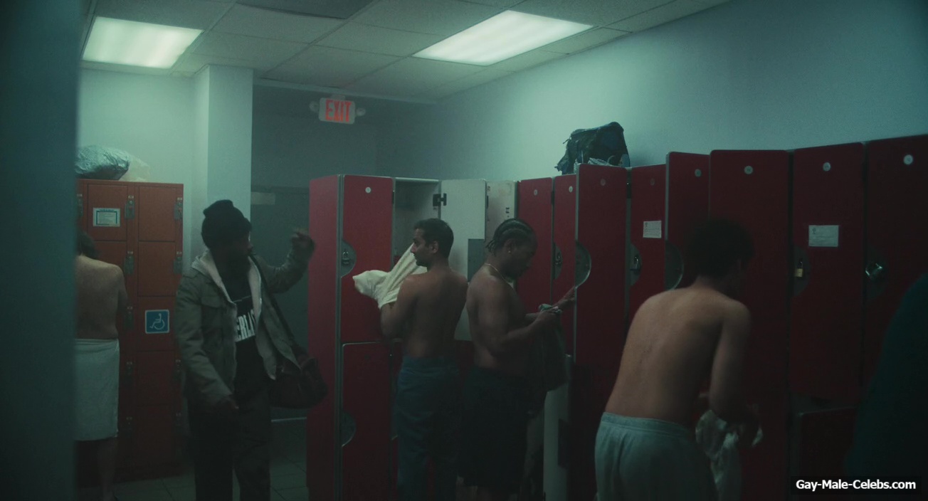 Keanu Reeves Shirtless And Still Sexy in Good Fortune