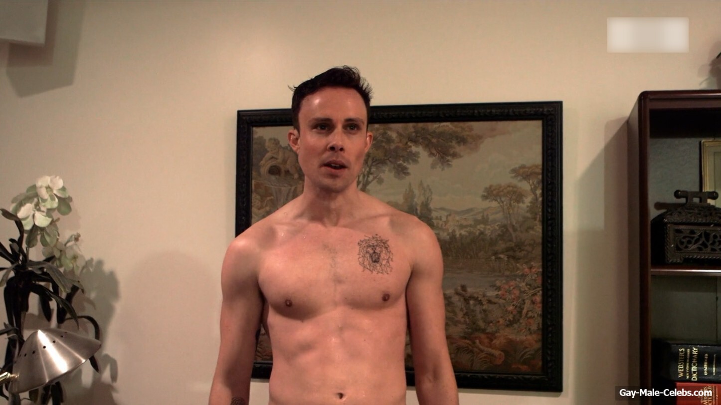 Logan Donovan shirtless