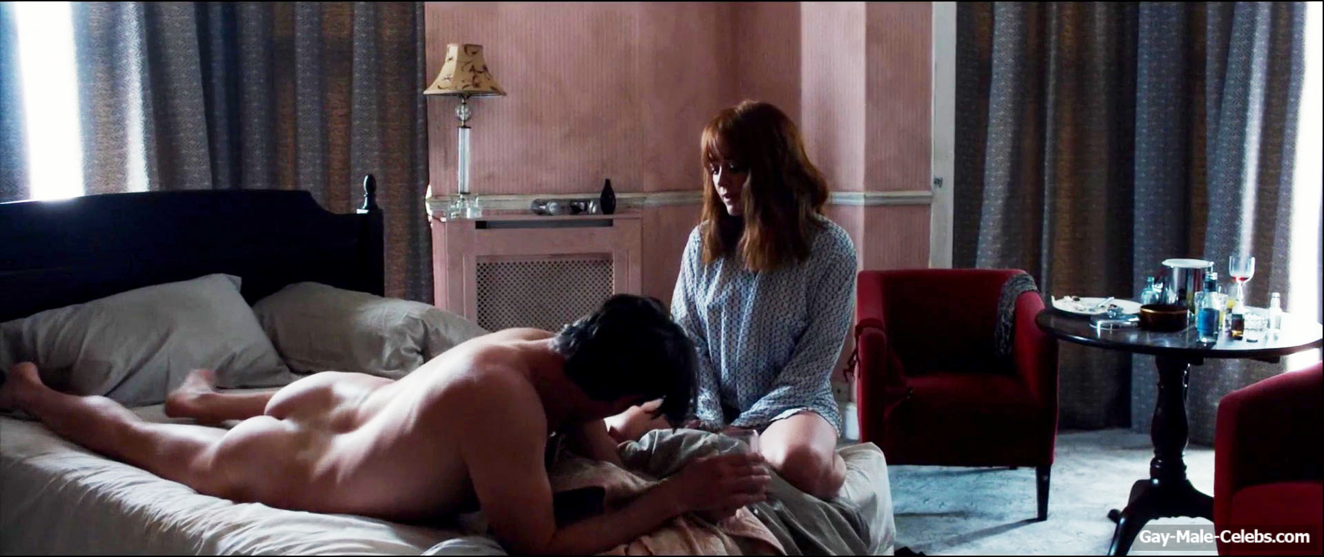 Matt Smith nude in The Death of Bunny Monro