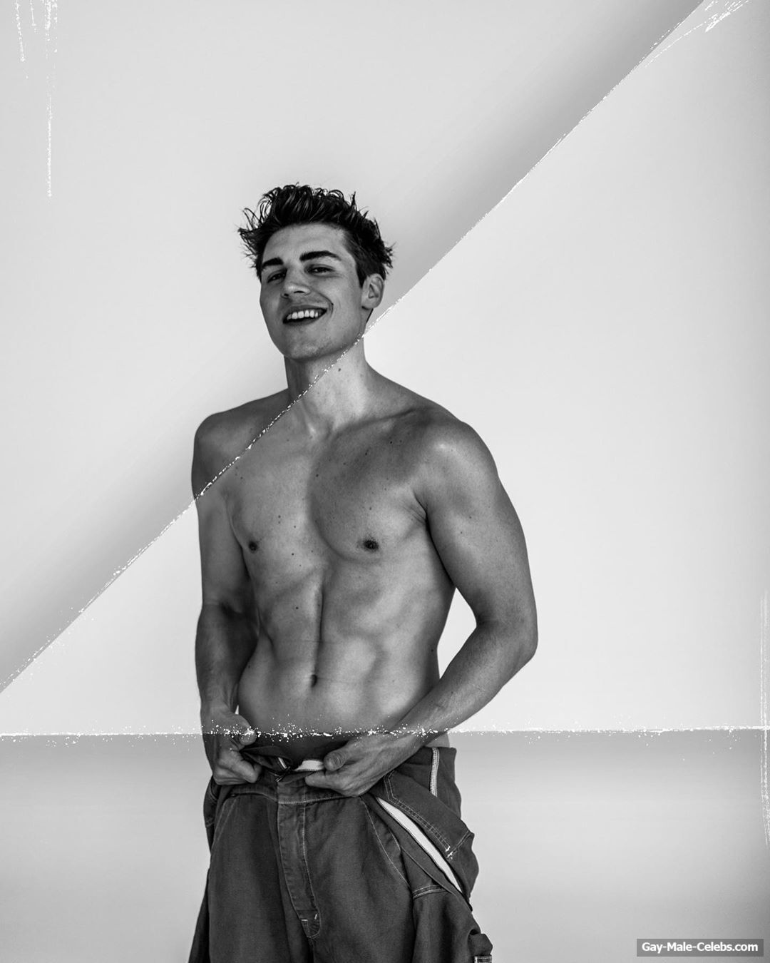 Nolan Gerard Funk nude pics