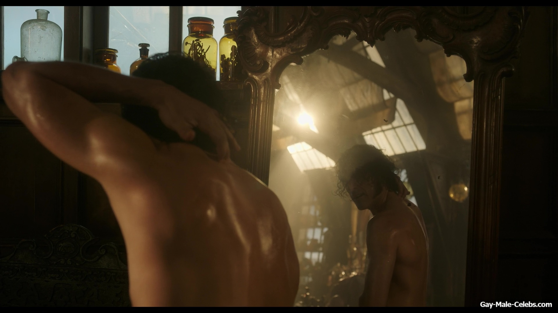 Oscar Isaac nude in Frankenstein