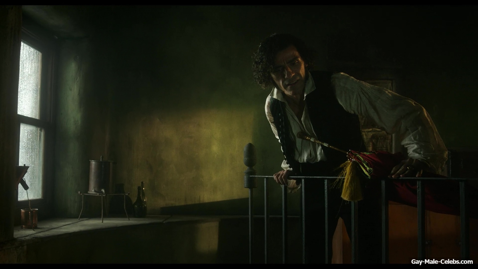 Oscar Isaac nude in Frankenstein