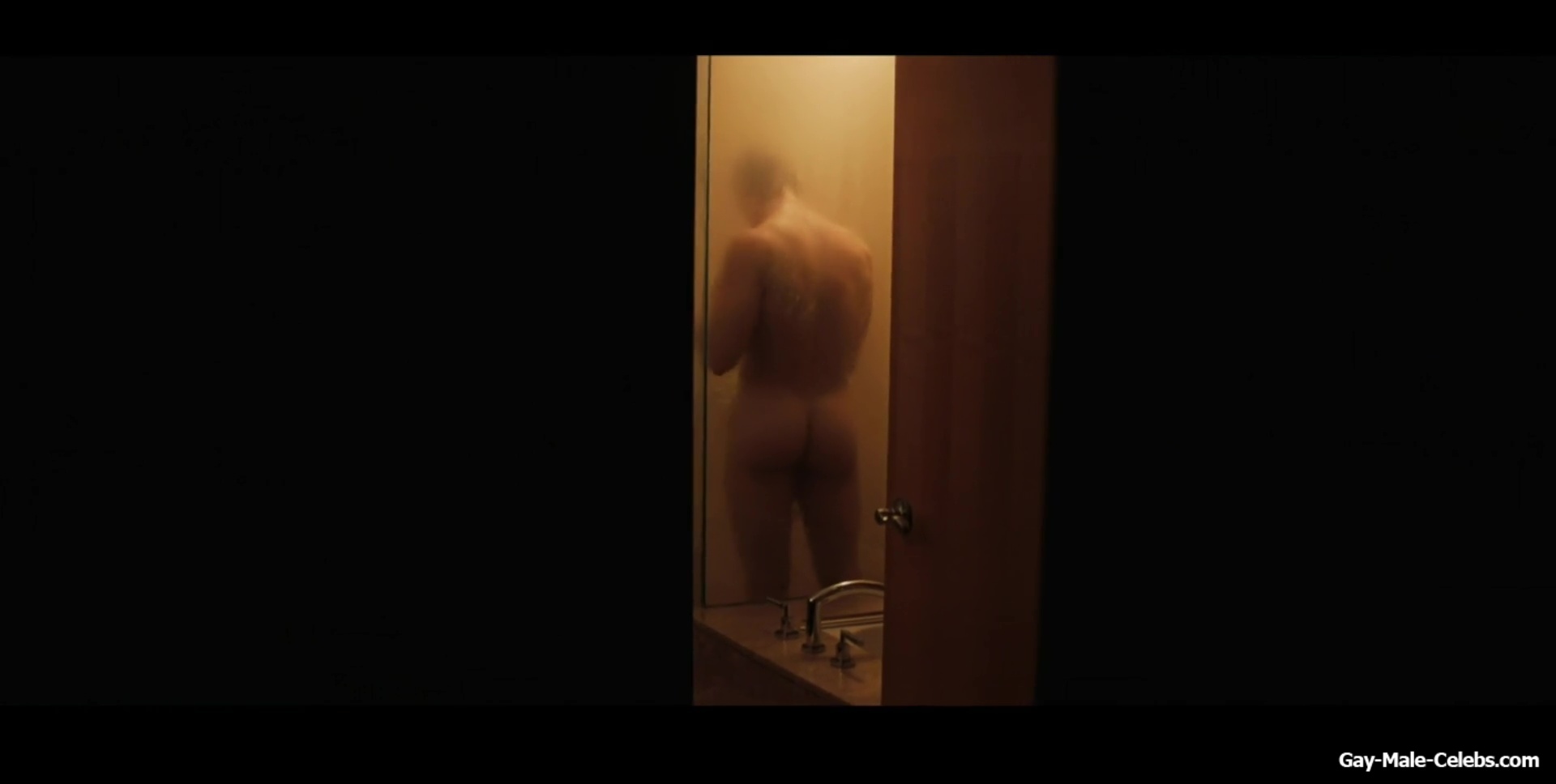 Connor Storrie nude in Heated Rivalry