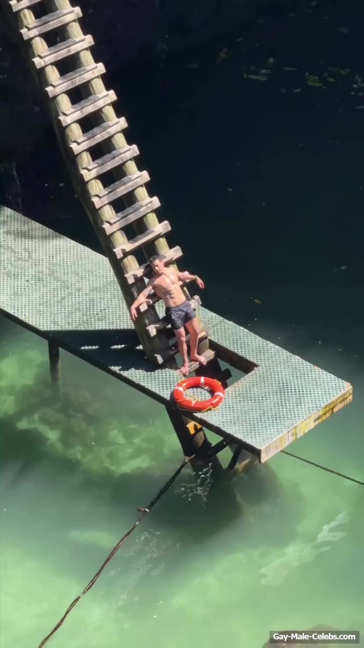  Daniel Rankin nude ass