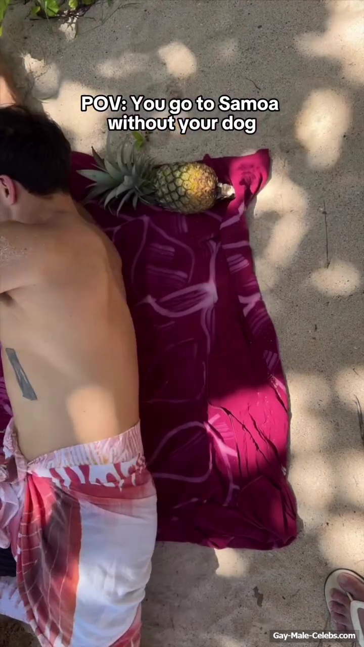  Daniel Rankin nude ass