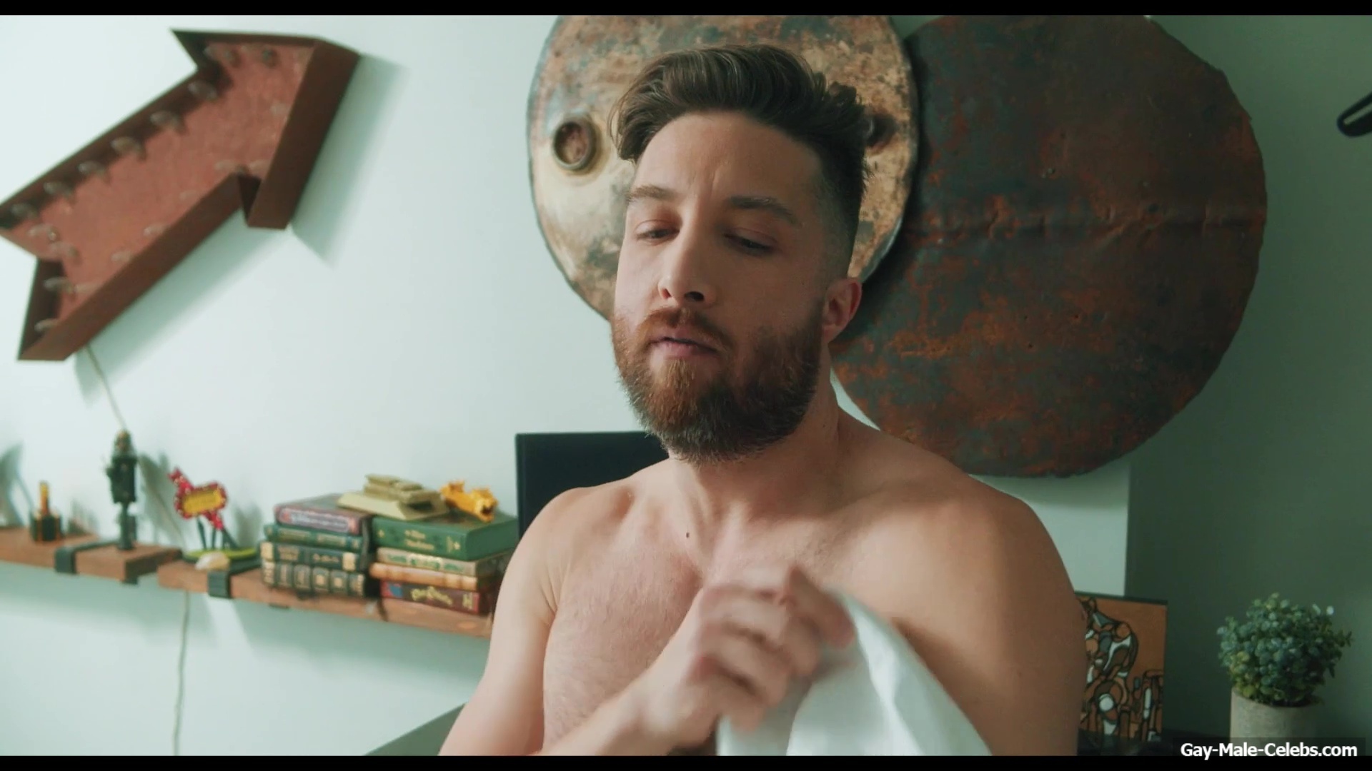 Jack Tracy nude scenes