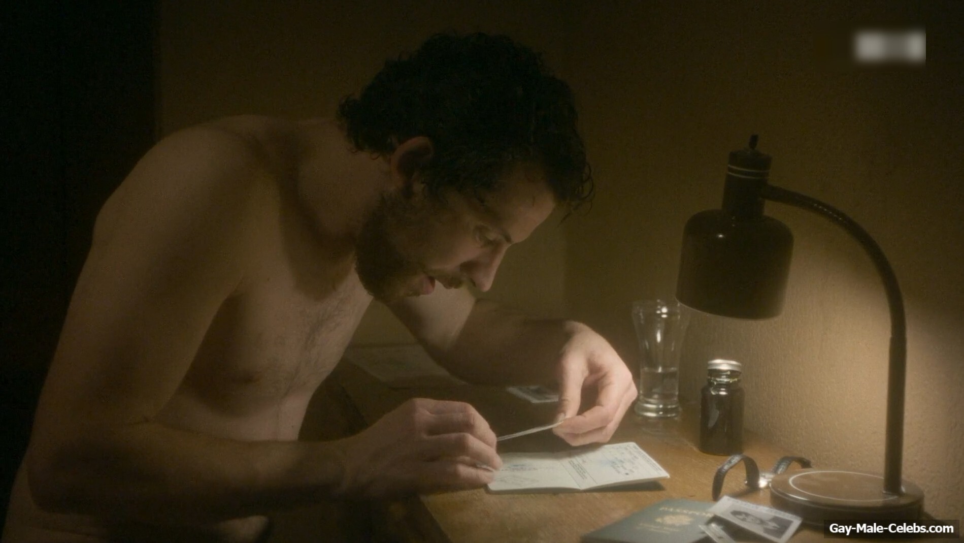 Josh O'Connor shirtless in The Mastermind