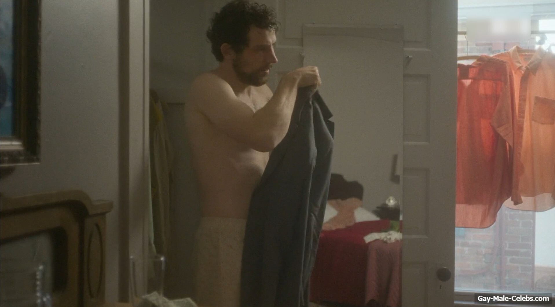 Josh O'Connor shirtless in The Mastermind