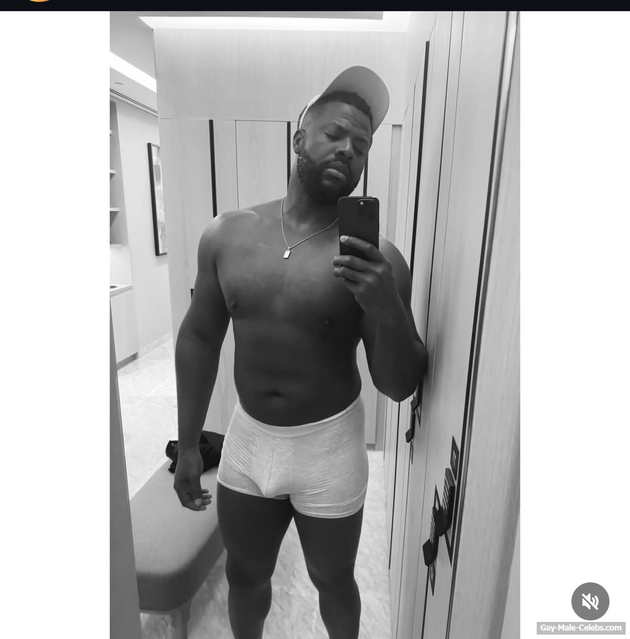 Winston Duke bulge