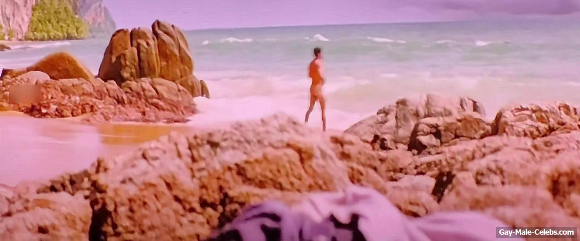 Dylan OBrien nude in Send Help