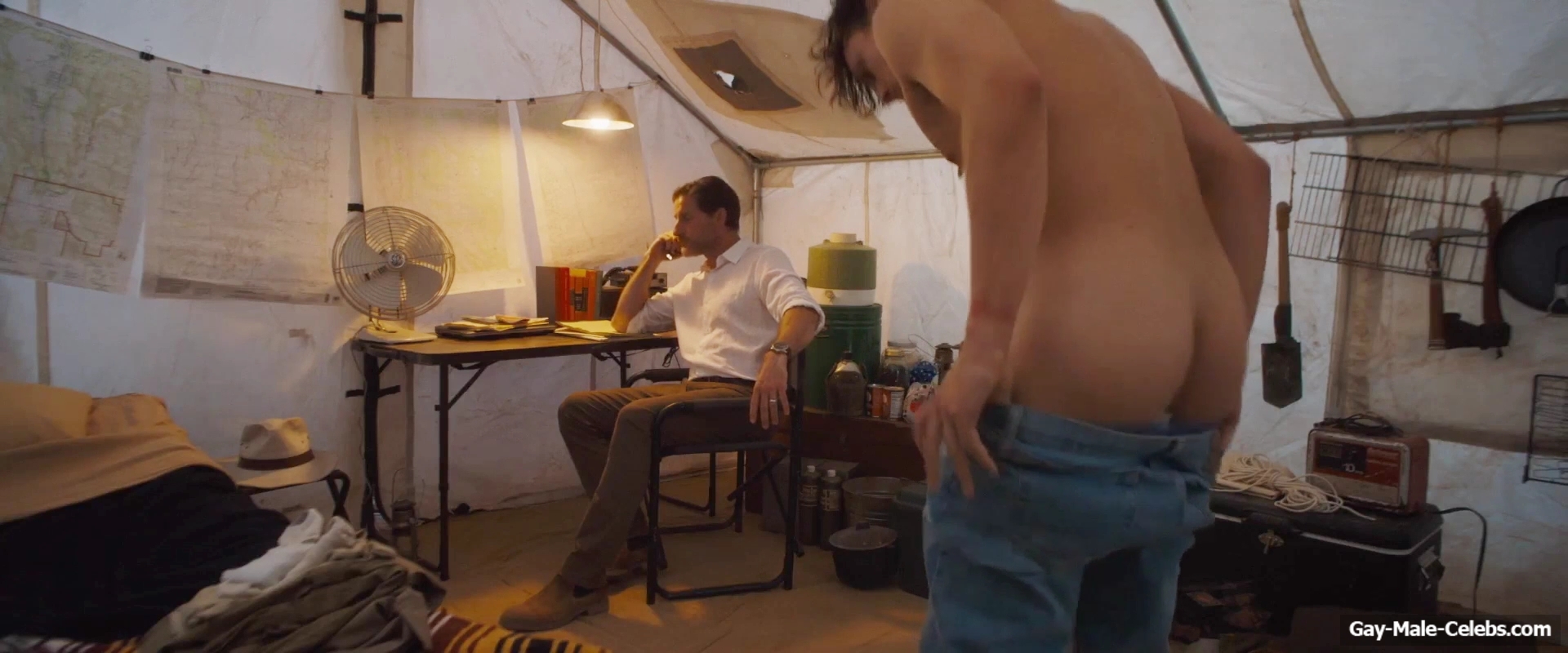 Hunter Doohan nude in The Wilderness