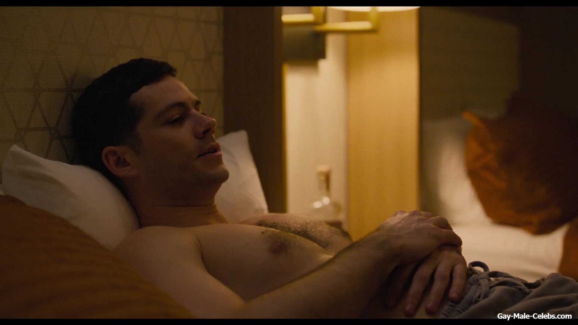 Dylan O'Brien - Best Nude Gay Scenes in Twinless