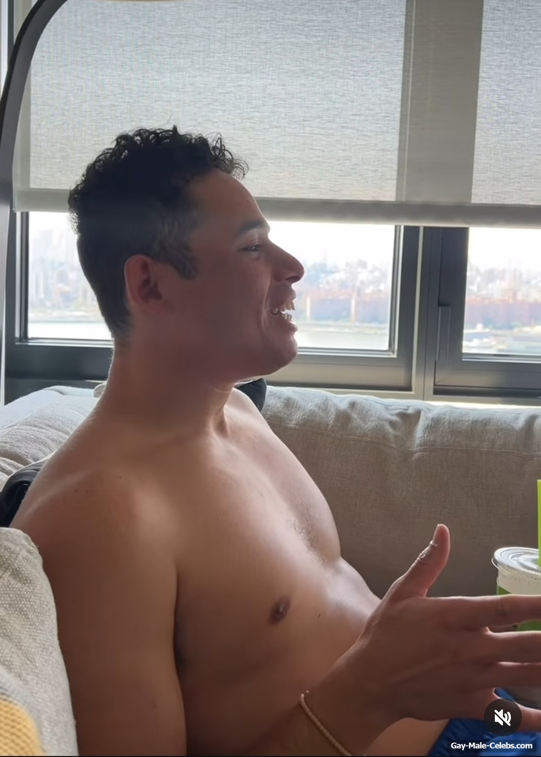 Anthony Ramos naked and bulge photos