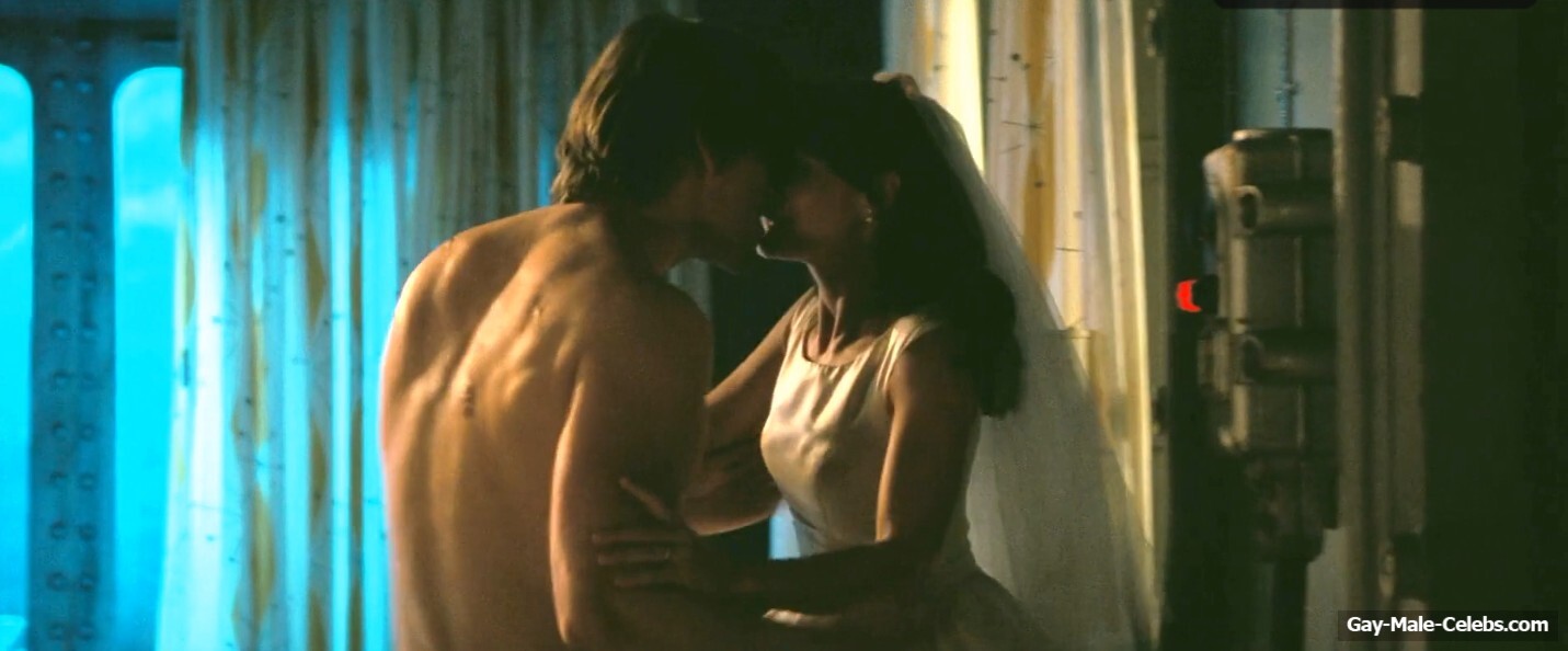 Cameron Cowperthwaite Nude And Sex Scenes in Fallout