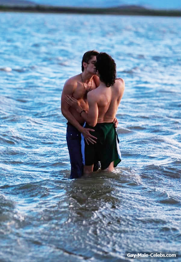 Conan Gray shirtless and sexy pics