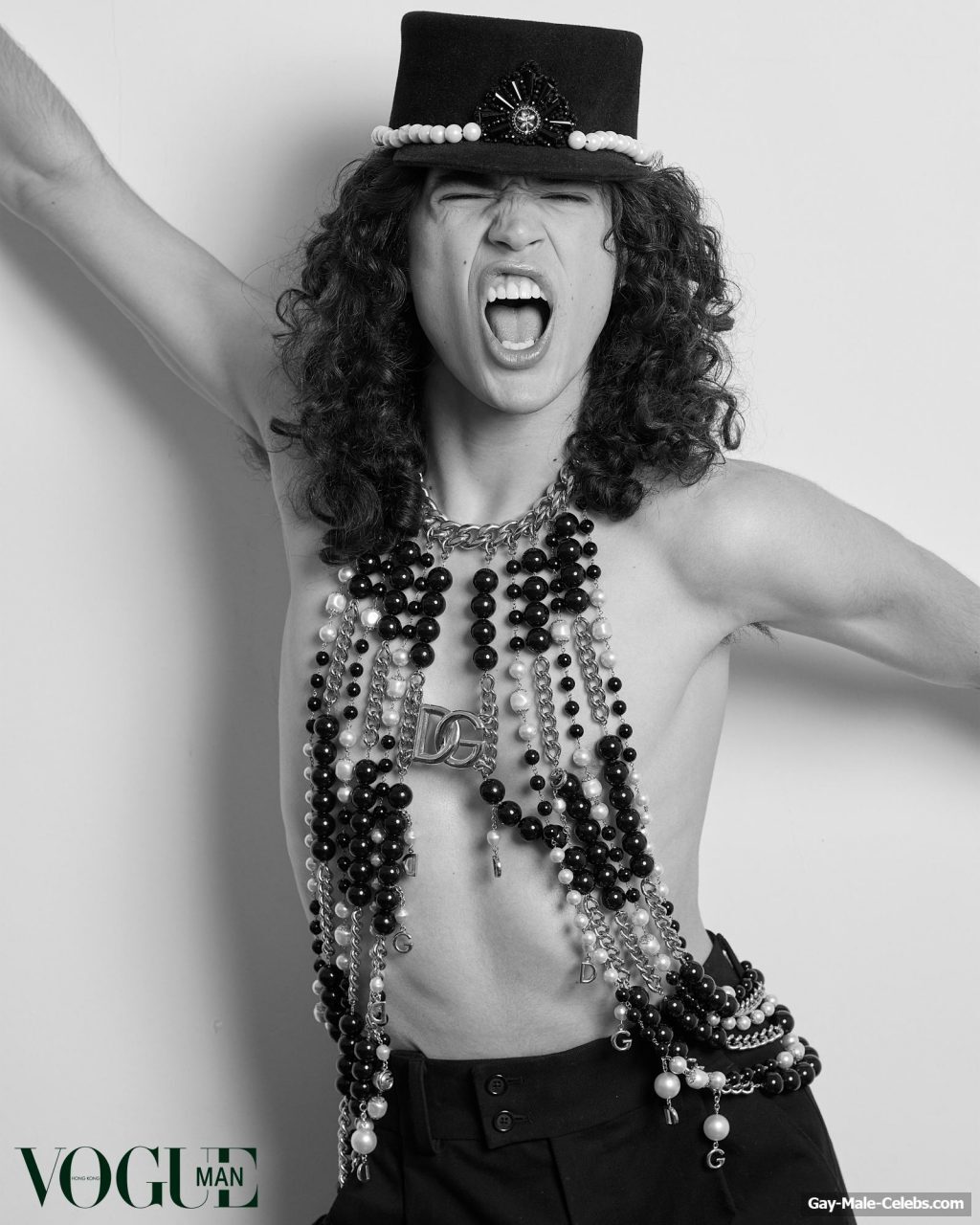 Conan Gray shirtless and sexy pics