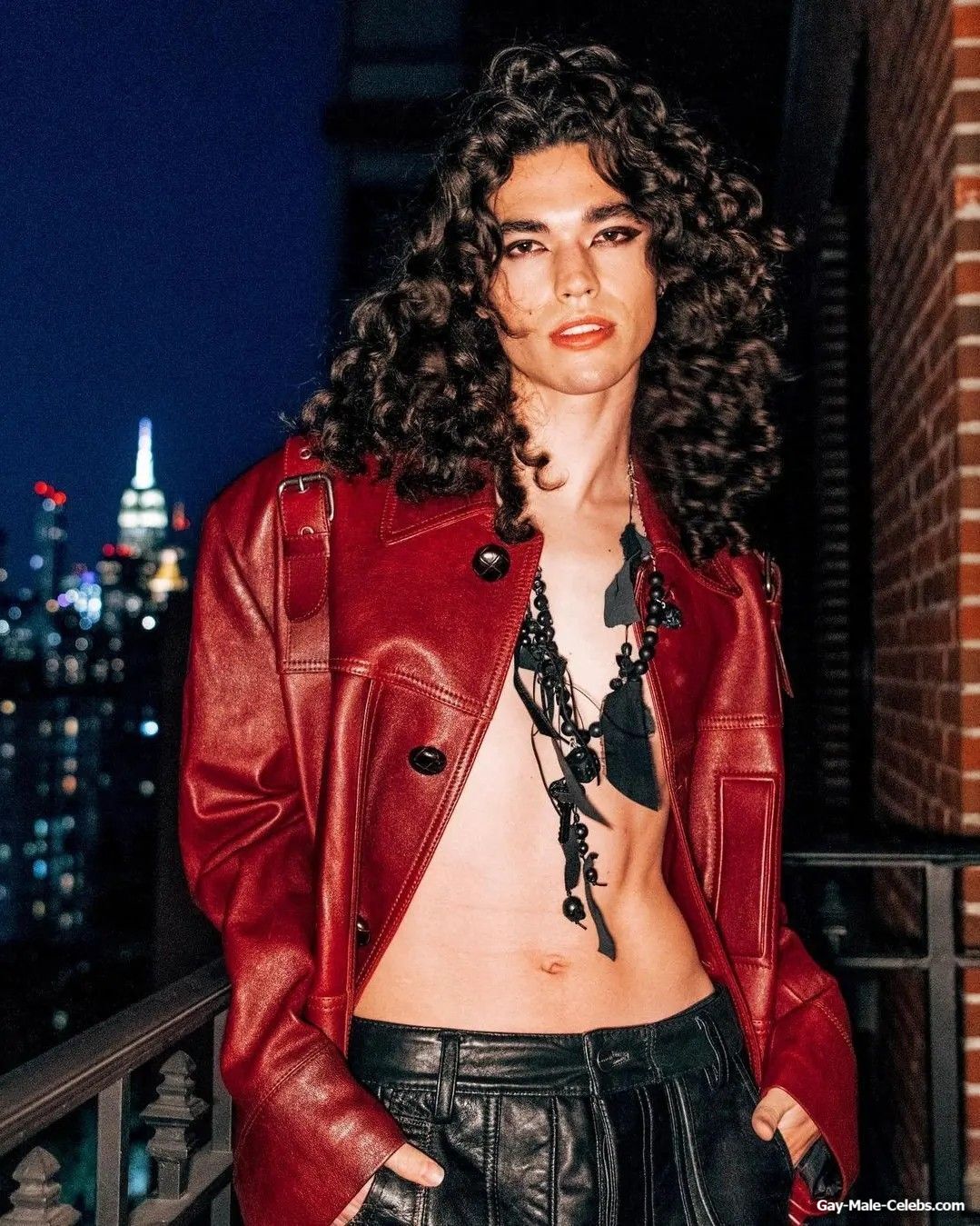 Conan Gray shirtless and sexy pics