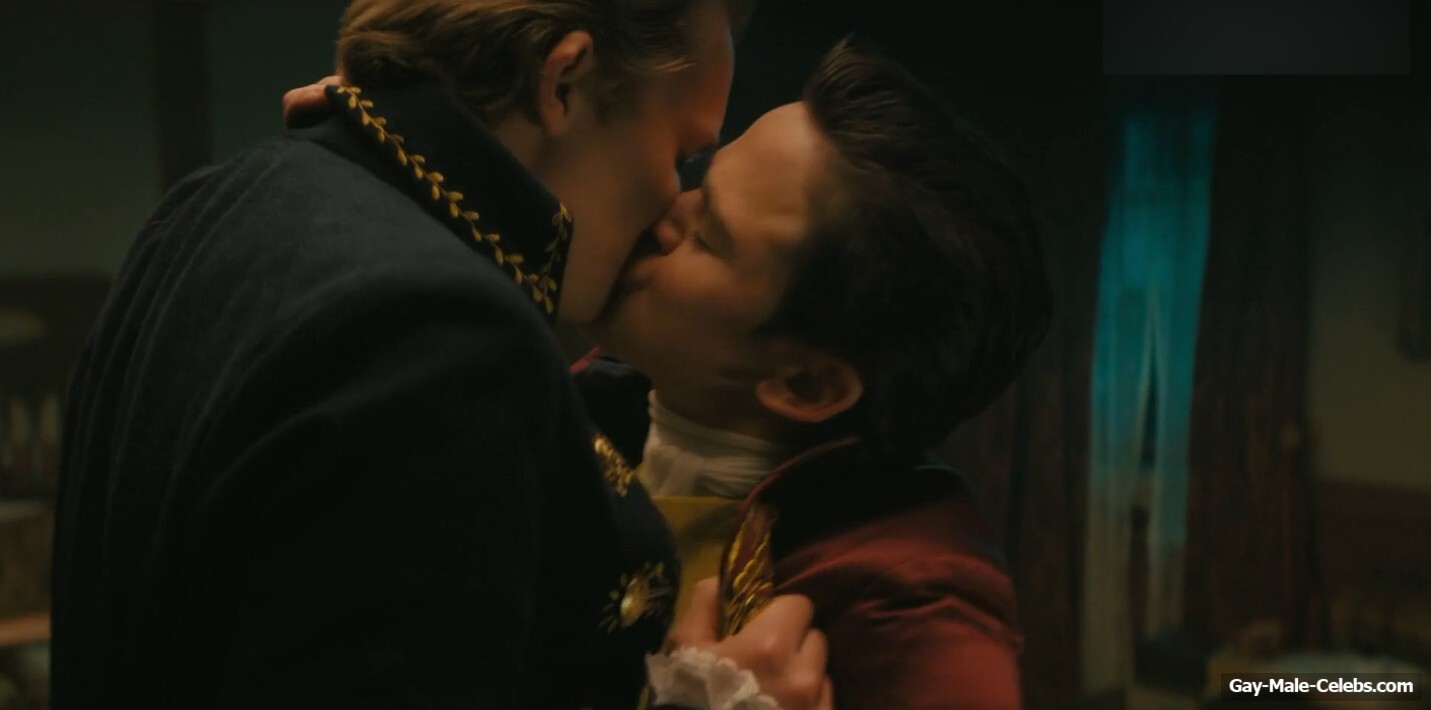 Freddie Dennis Sam Clemmett Nude Gay Sex in Queen Charlotte A Bridgerton Story