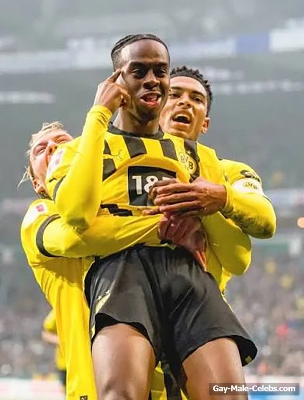 Jamie Gittens Huge Cock Bulge And Shirtless Pics