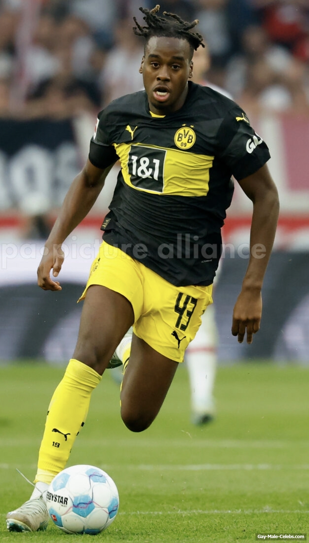 Jamie Gittens Huge Cock Bulge And Shirtless Pics