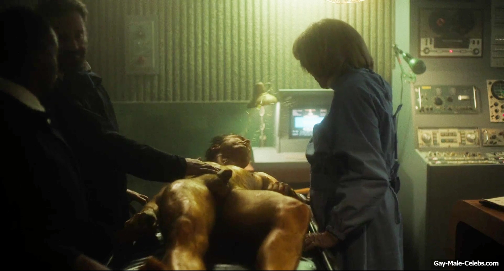 Jesse LaVercombe Frontal Nude in Honey Bunch